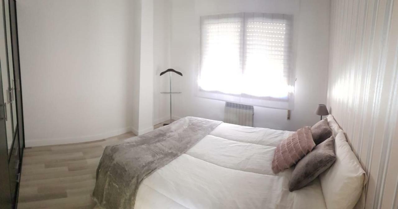 Apartamento "El Abuelo" Calahorra Exterior photo